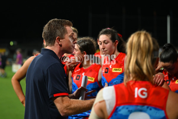 AFLW 2024 Round 09 - Hawthorn v Narrm - A-55461935