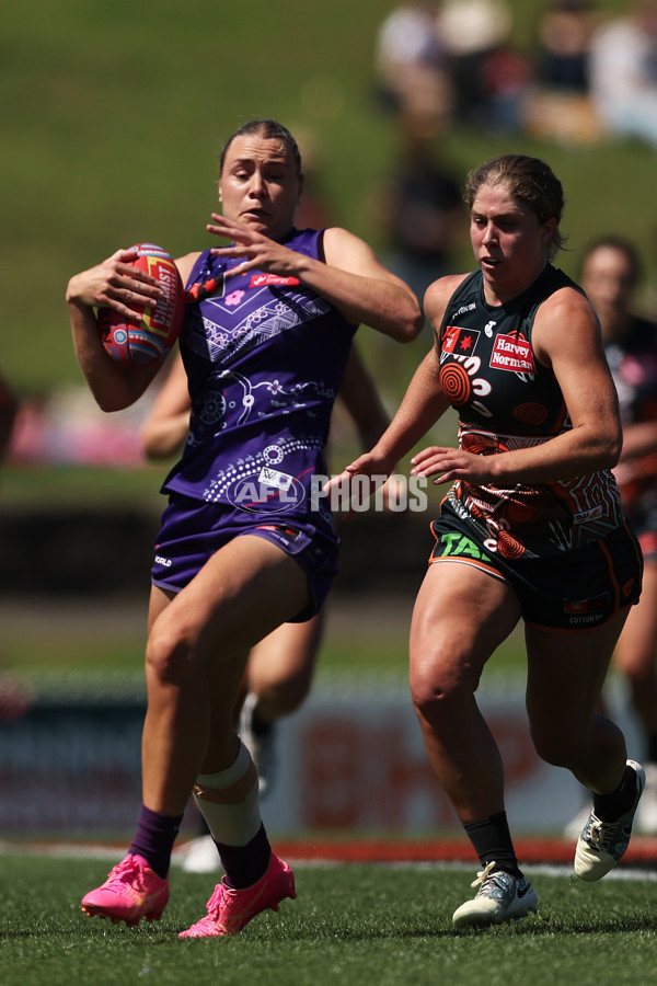 AFLW 2024 Round 09 - GWS v Walyalup - A-55465562