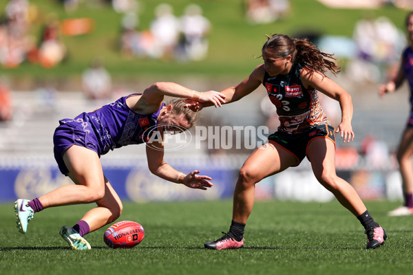 AFLW 2024 Round 09 - GWS v Walyalup - A-55466943