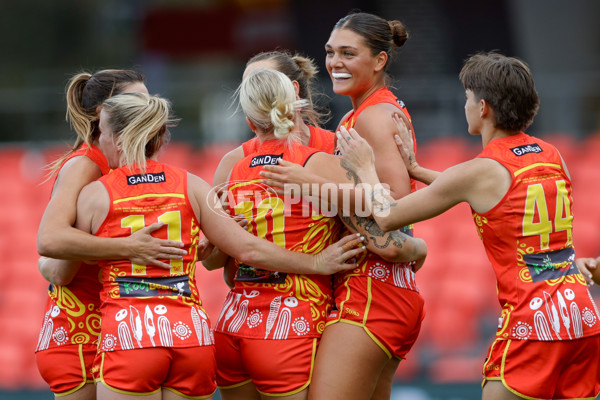 AFLW 2024 Round 09 - Gold Coast v Yartapuulti - A-55470352