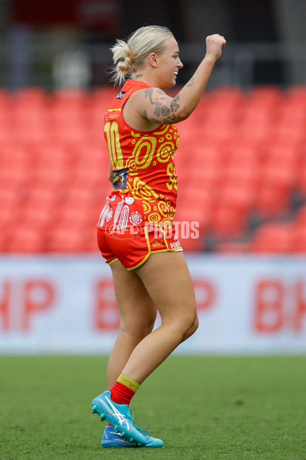 AFLW 2024 Round 09 - Gold Coast v Yartapuulti - A-55470353