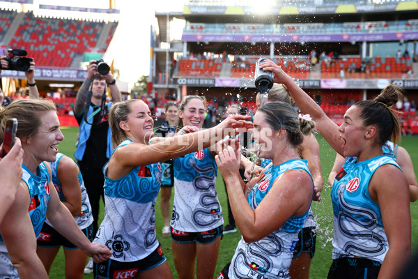 AFLW 2024 Round 09 - Gold Coast v Yartapuulti - A-55472704