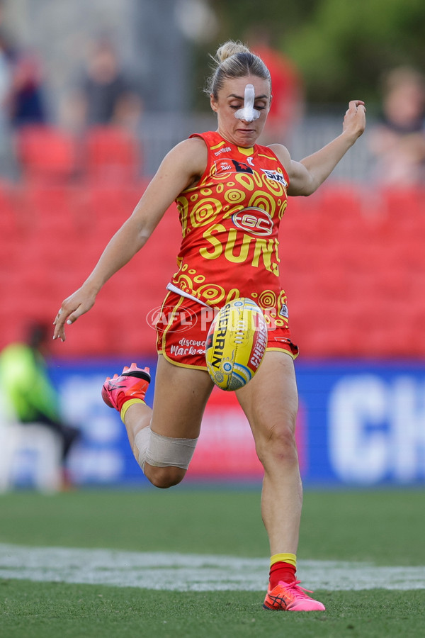 AFLW 2024 Round 09 - Gold Coast v Yartapuulti - A-55473007