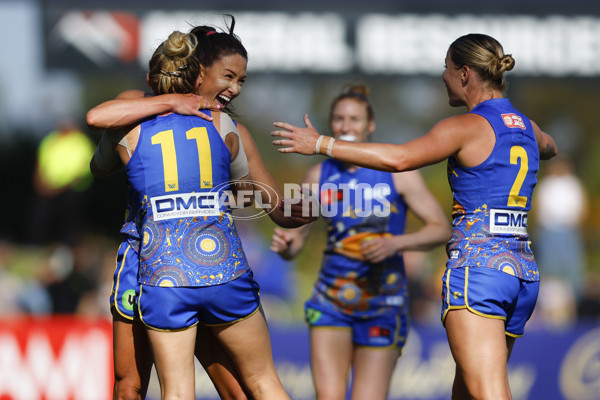 AFLW 2024 Round 09 - Waalitj Marawar v Geelong - A-55476000