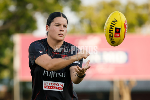 AFLW 2024 Round 09 - Essendon v Richmond - A-55478415