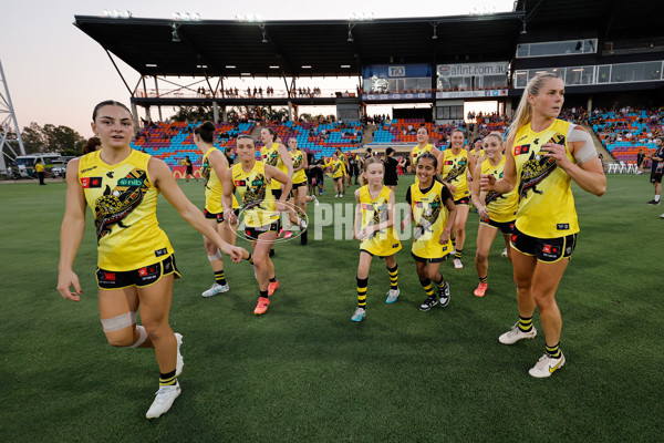 AFLW 2024 Round 09 - Essendon v Richmond - A-55484877