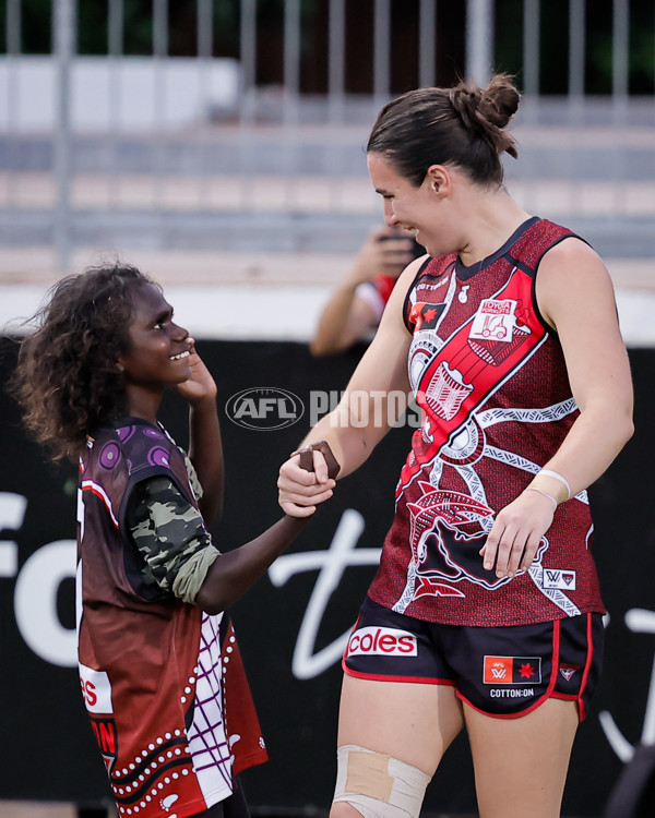 AFLW 2024 Round 09 - Essendon v Richmond - A-55484881