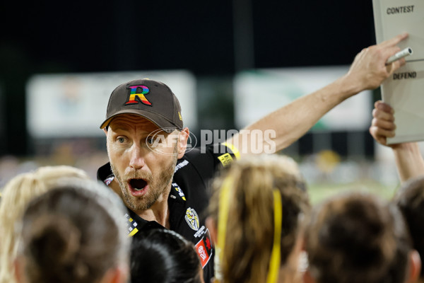 AFLW 2024 Round 09 - Essendon v Richmond - A-55484925