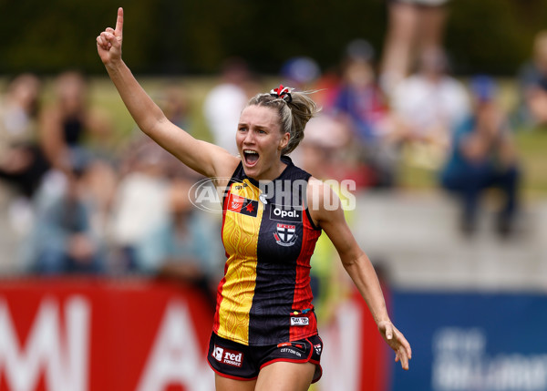 AFLW 2024 Round 09 - Western Bulldogs v Euro-Yroke - A-55487680