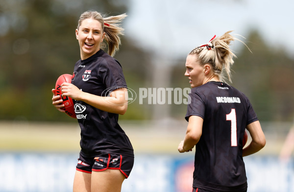 AFLW 2024 Round 09 - Western Bulldogs v Euro-Yroke - A-55488202