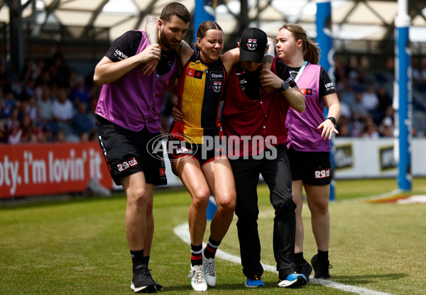 AFLW 2024 Round 09 - Western Bulldogs v Euro-Yroke - A-55488230