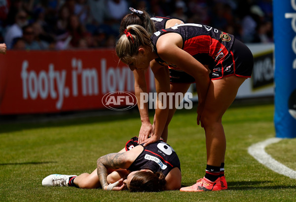 AFLW 2024 Round 09 - Western Bulldogs v Euro-Yroke - A-55488242