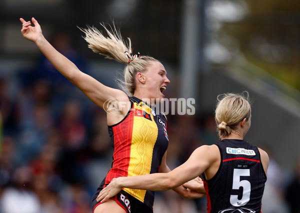 AFLW 2024 Round 09 - Western Bulldogs v Euro-Yroke - A-55488249