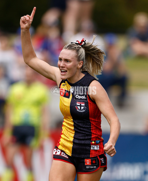 AFLW 2024 Round 09 - Western Bulldogs v Euro-Yroke - A-55488252