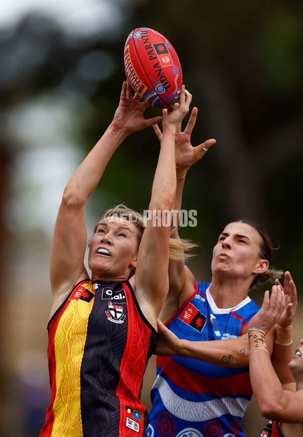 AFLW 2024 Round 09 - Western Bulldogs v Euro-Yroke - A-55488255