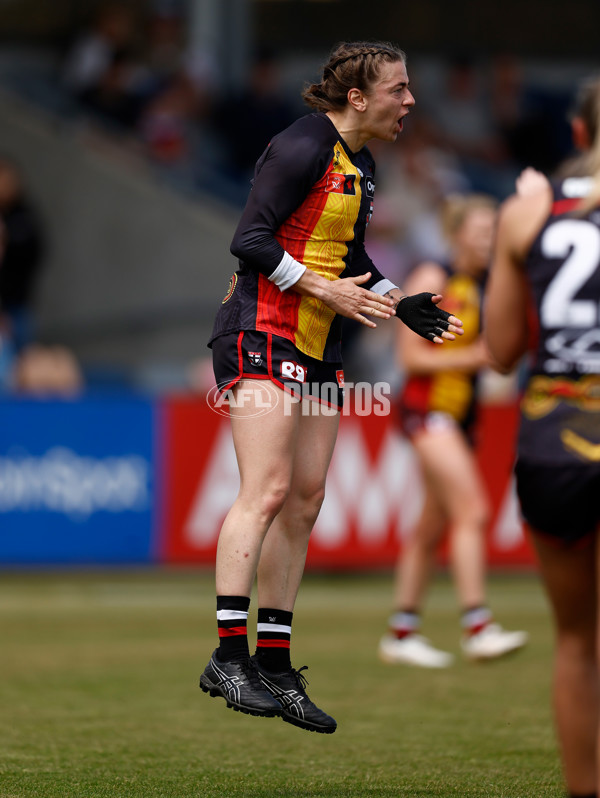 AFLW 2024 Round 09 - Western Bulldogs v Euro-Yroke - A-55488265