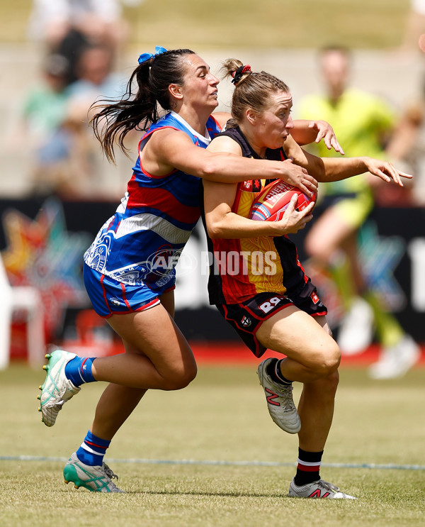 AFLW 2024 Round 09 - Western Bulldogs v Euro-Yroke - A-55489706