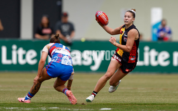 AFLW 2024 Round 09 - Western Bulldogs v Euro-Yroke - A-55489708