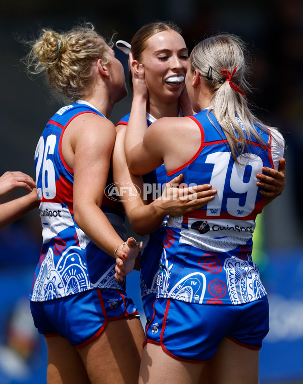 AFLW 2024 Round 09 - Western Bulldogs v Euro-Yroke - A-55489744