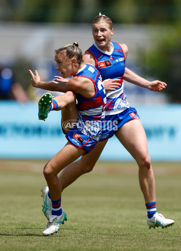 AFLW 2024 Round 09 - Western Bulldogs v Euro-Yroke - A-55489751