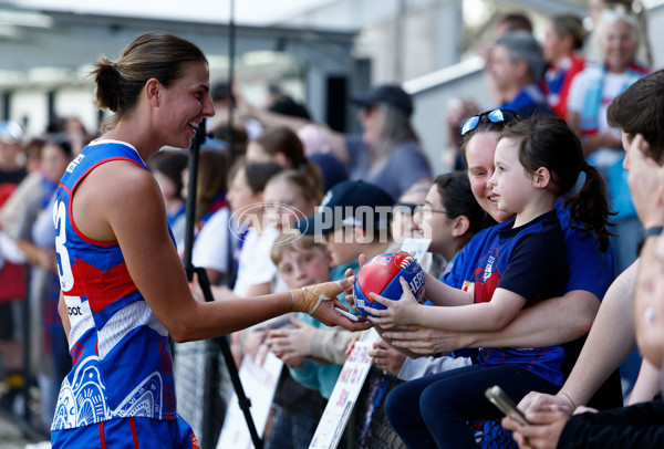 AFLW 2024 Round 09 - Western Bulldogs v Euro-Yroke - A-55489788