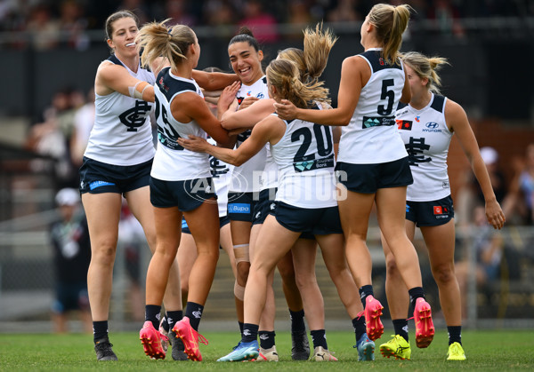 AFLW 2024 Round 09 - Collingwood v Carlton - A-55489795