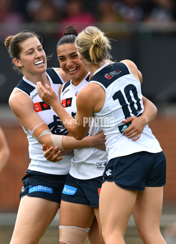 AFLW 2024 Round 09 - Collingwood v Carlton - A-55489797