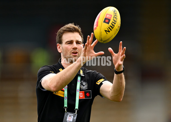 AFLW 2024 Round 09 - Collingwood v Carlton - A-55490838