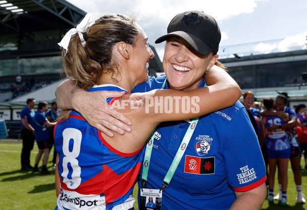 AFLW 2024 Round 09 - Western Bulldogs v Euro-Yroke - A-55490873