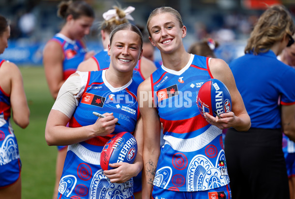 AFLW 2024 Round 09 - Western Bulldogs v Euro-Yroke - A-55490906