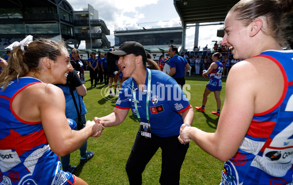 AFLW 2024 Round 09 - Western Bulldogs v Euro-Yroke - A-55492052