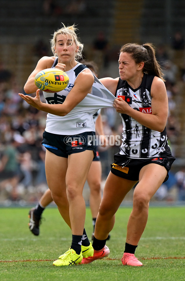 AFLW 2024 Round 09 - Collingwood v Carlton - A-55492074