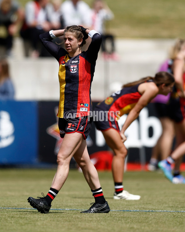 AFLW 2024 Round 09 - Western Bulldogs v Euro-Yroke - A-55493353