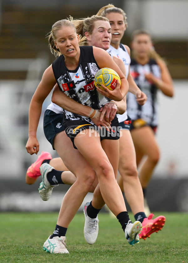 AFLW 2024 Round 09 - Collingwood v Carlton - A-55493416