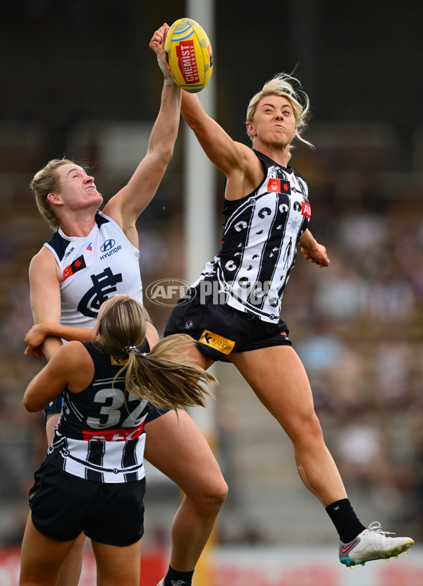 AFLW 2024 Round 09 - Collingwood v Carlton - A-55495164