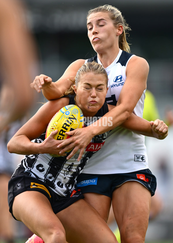 AFLW 2024 Round 09 - Collingwood v Carlton - A-55495198