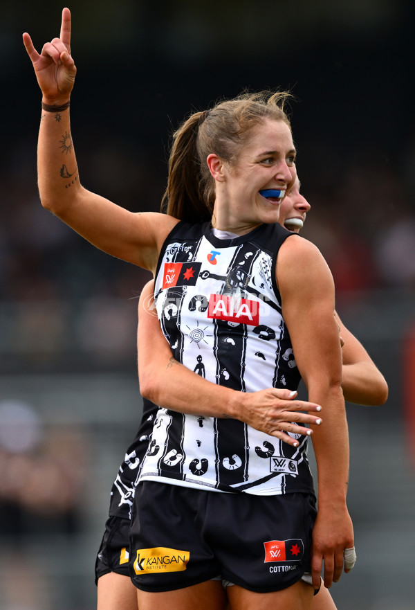 AFLW 2024 Round 09 - Collingwood v Carlton - A-55495775