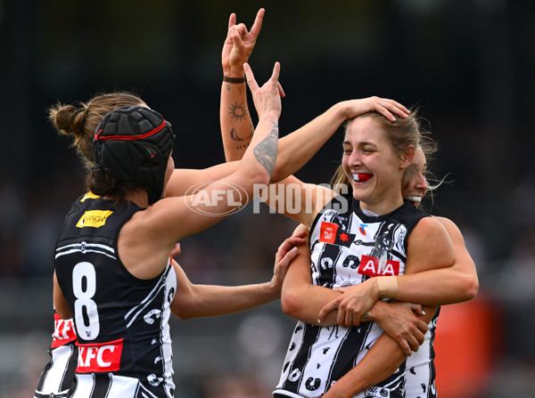 AFLW 2024 Round 09 - Collingwood v Carlton - A-55495777