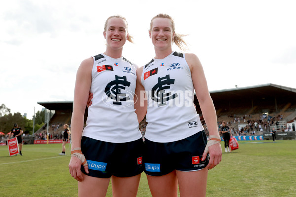 AFLW 2024 Round 09 - Collingwood v Carlton - A-55495856