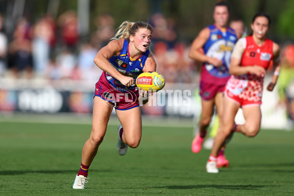 AFLW 2024 Round 09 - Brisbane v Sydney - A-55497870