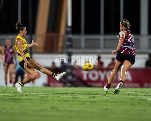 AFLW 2024 Round 09 - Essendon v Richmond - A-55498289
