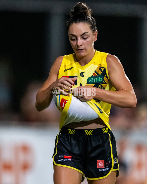 AFLW 2024 Round 09 - Essendon v Richmond - A-55498305