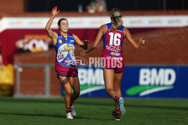 AFLW 2024 Round 09 - Brisbane v Sydney - A-55498339