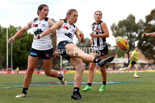 AFLW 2024 Round 09 - Collingwood v Carlton - A-55498349