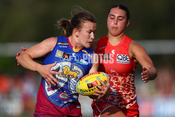 AFLW 2024 Round 09 - Brisbane v Sydney - A-55500520