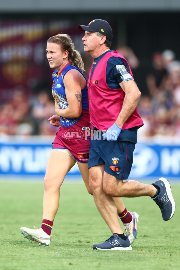 AFLW 2024 Round 09 - Brisbane v Sydney - A-55500592