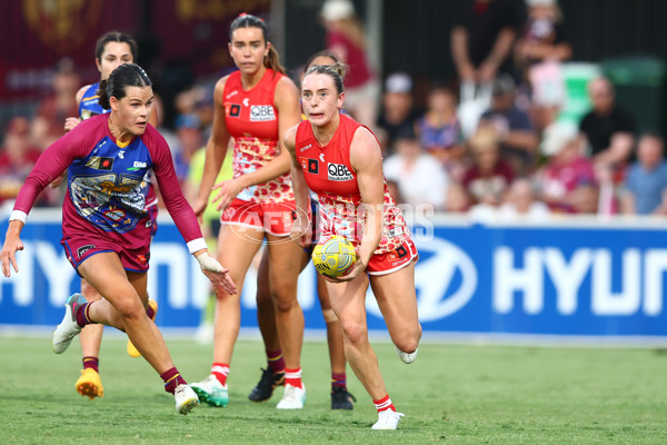 AFLW 2024 Round 09 - Brisbane v Sydney - A-55500607