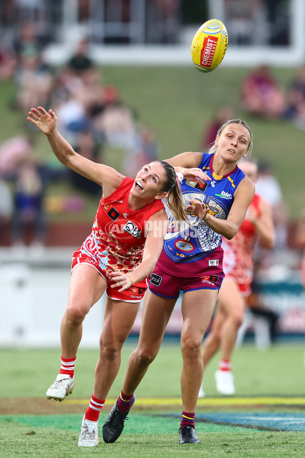 AFLW 2024 Round 09 - Brisbane v Sydney - A-55500608