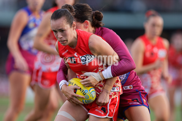 AFLW 2024 Round 09 - Brisbane v Sydney - A-55501137