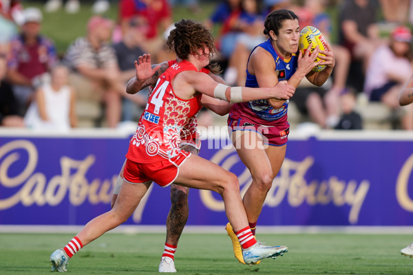 AFLW 2024 Round 09 - Brisbane v Sydney - A-55501138